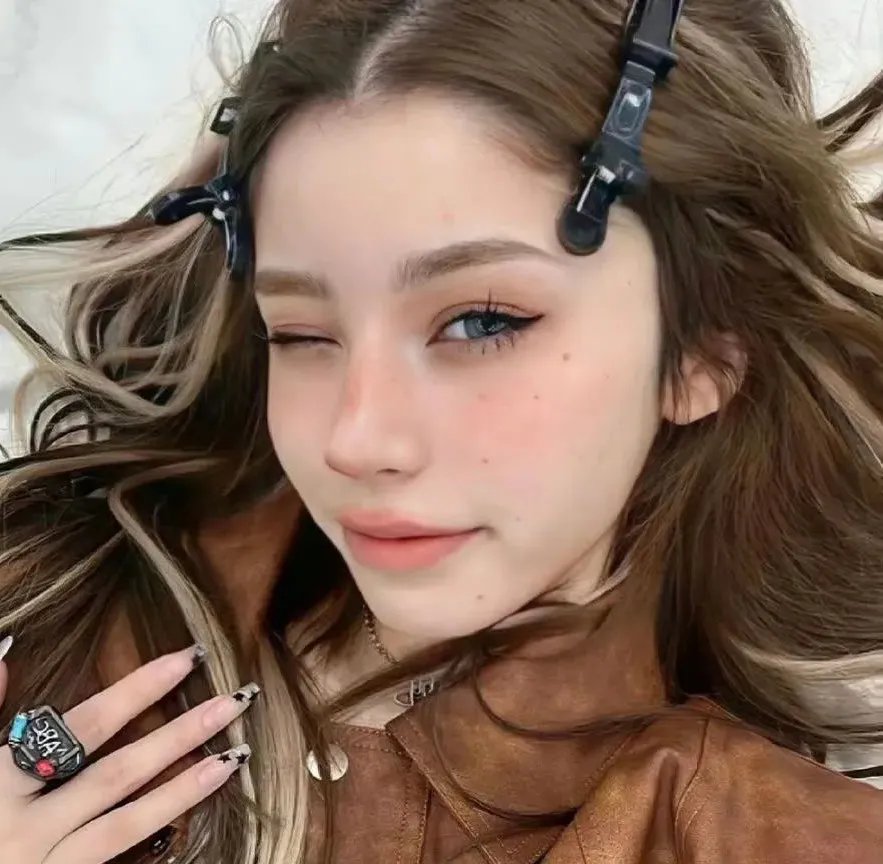 黑湖妖潭